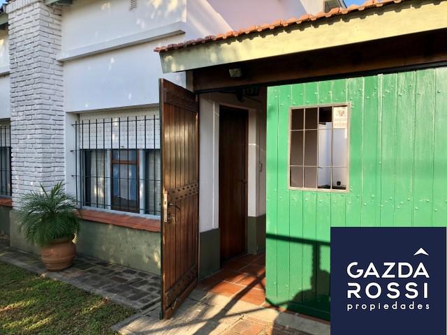 #520596 | Venta | Casa | Jose Marmol (Gazda Rossi Propiedades)