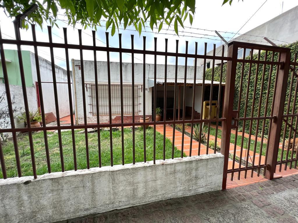 #3242196 | Sale | House | Ituzaingó (Taburet)