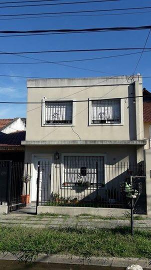 #703576 | Venta | Casa | Castelar (Diego Villarreal)