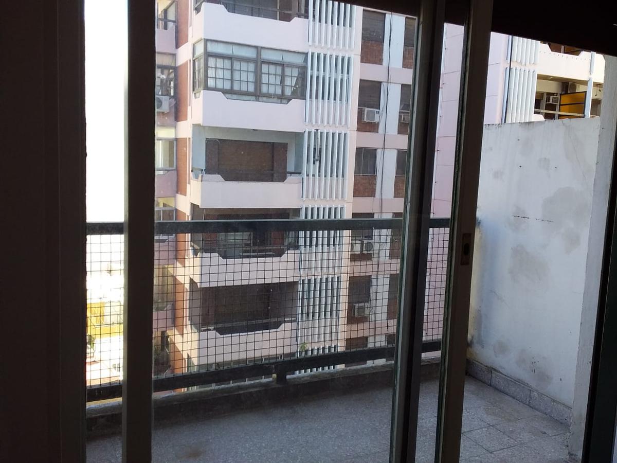 #1841777 | Venta | Departamento | Los Hornos (Estudio Yacoub)