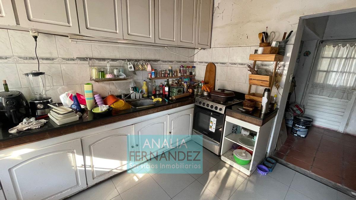 #3796202 | Venta | Casa | Hurlingham (Analía Fernández Servicios Inmobiliarios)