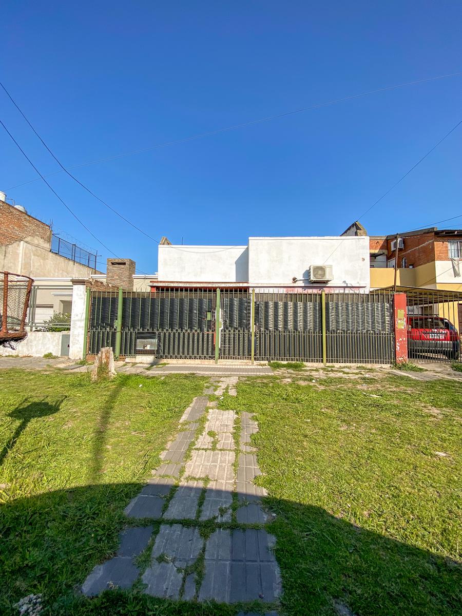 #4793865 | Venta | Lote | Lanus Oeste (Gomez Lama Inmobiliaria)