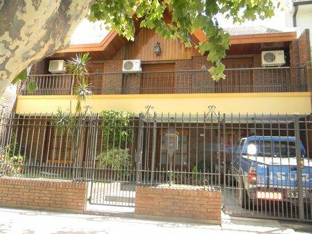 #196286 | Venta | Casa | Lomas De Zamora (Pilares Propiedades)