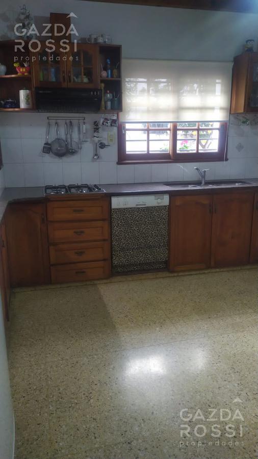 #5454234 | Venta | Casa | Adrogue (Gazda Rossi Propiedades)