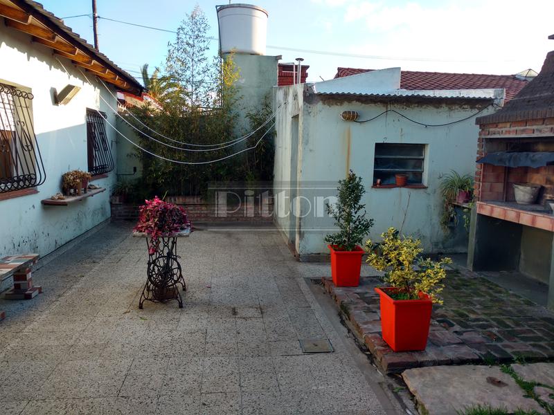 #533544 | Sale | House | Banfield (Pitton Inmobiliaria)