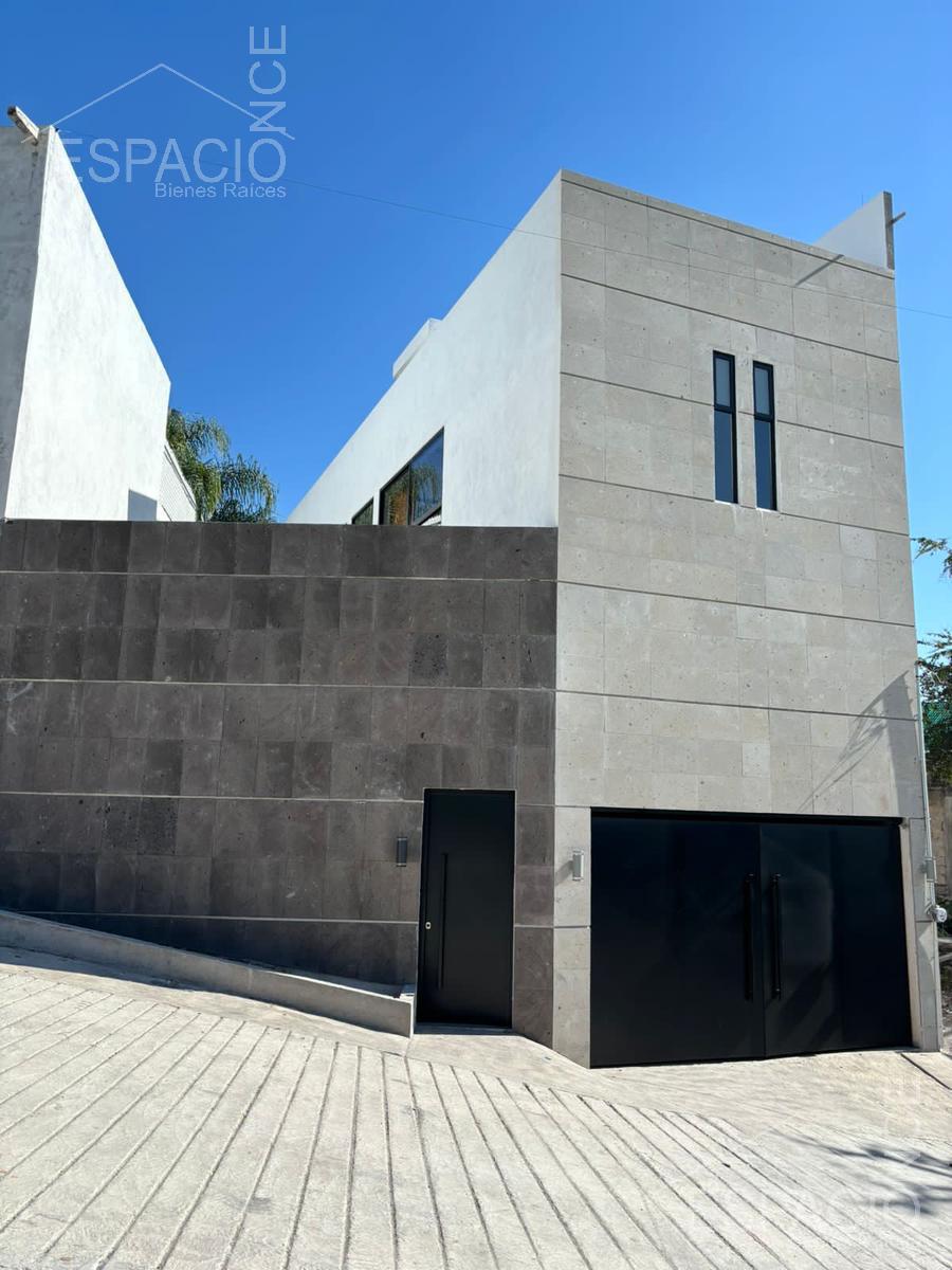 #4067111 | Venta | Casa | Las Brisas (Espacio Once Bienes Raíces)