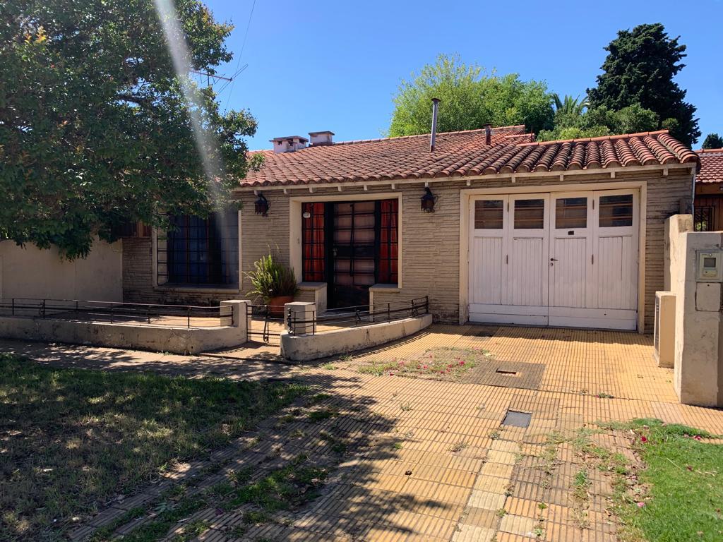 #3385981 | Venta | Casa | Temperley (YAMAMOTO NEGOCIOS INMOBILIARIOS)