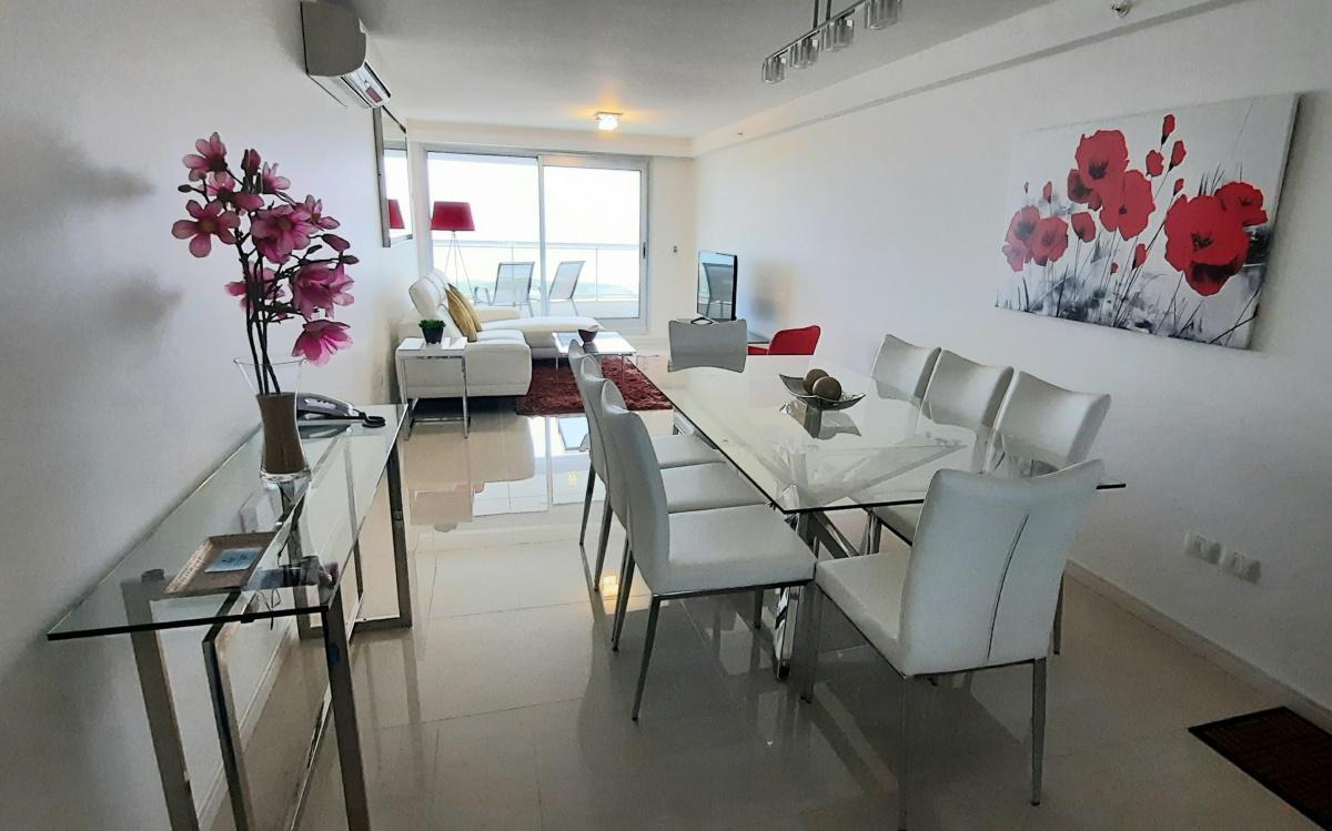 #4292695 | Temporary Rental | Apartment | Playa Brava (DANIEL AMADO PROPIEDADES)