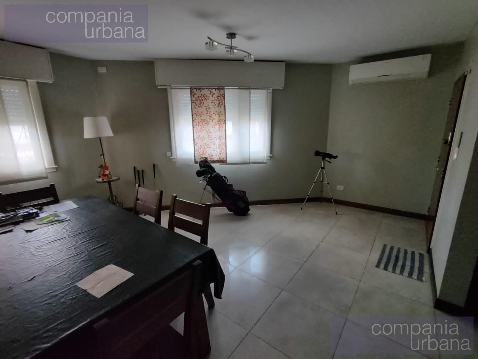 #4406856 | Venta | Casa | Ramos Mejia (Compania Urbana)