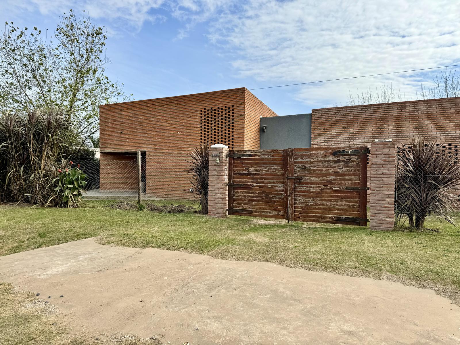 #5186950 | Sale | House | Roldan (Aire Negocios Inmobiliarios)