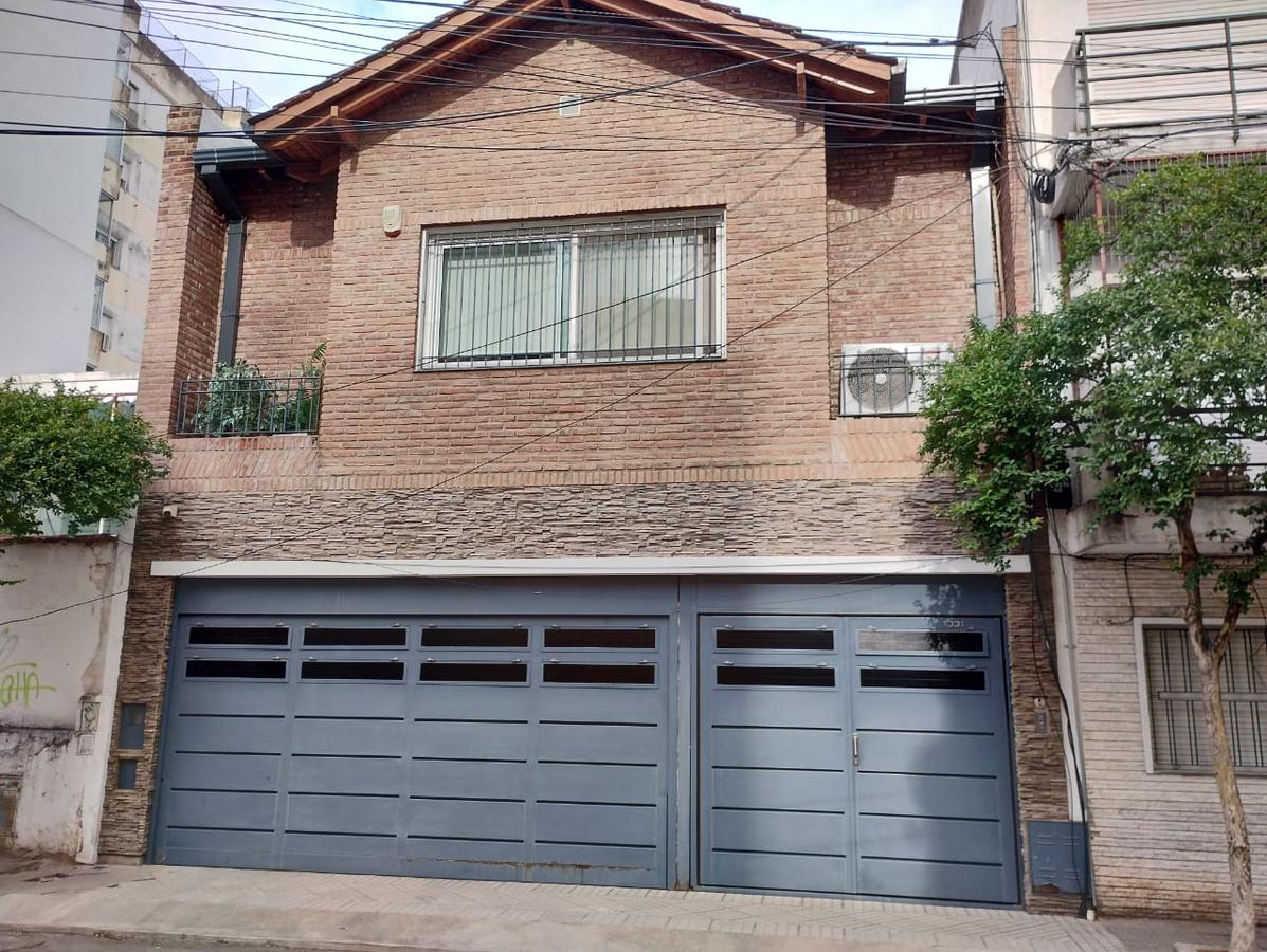 #3652691 | Sale | House | Centro (CAM Rosario - PGA Propiedades)