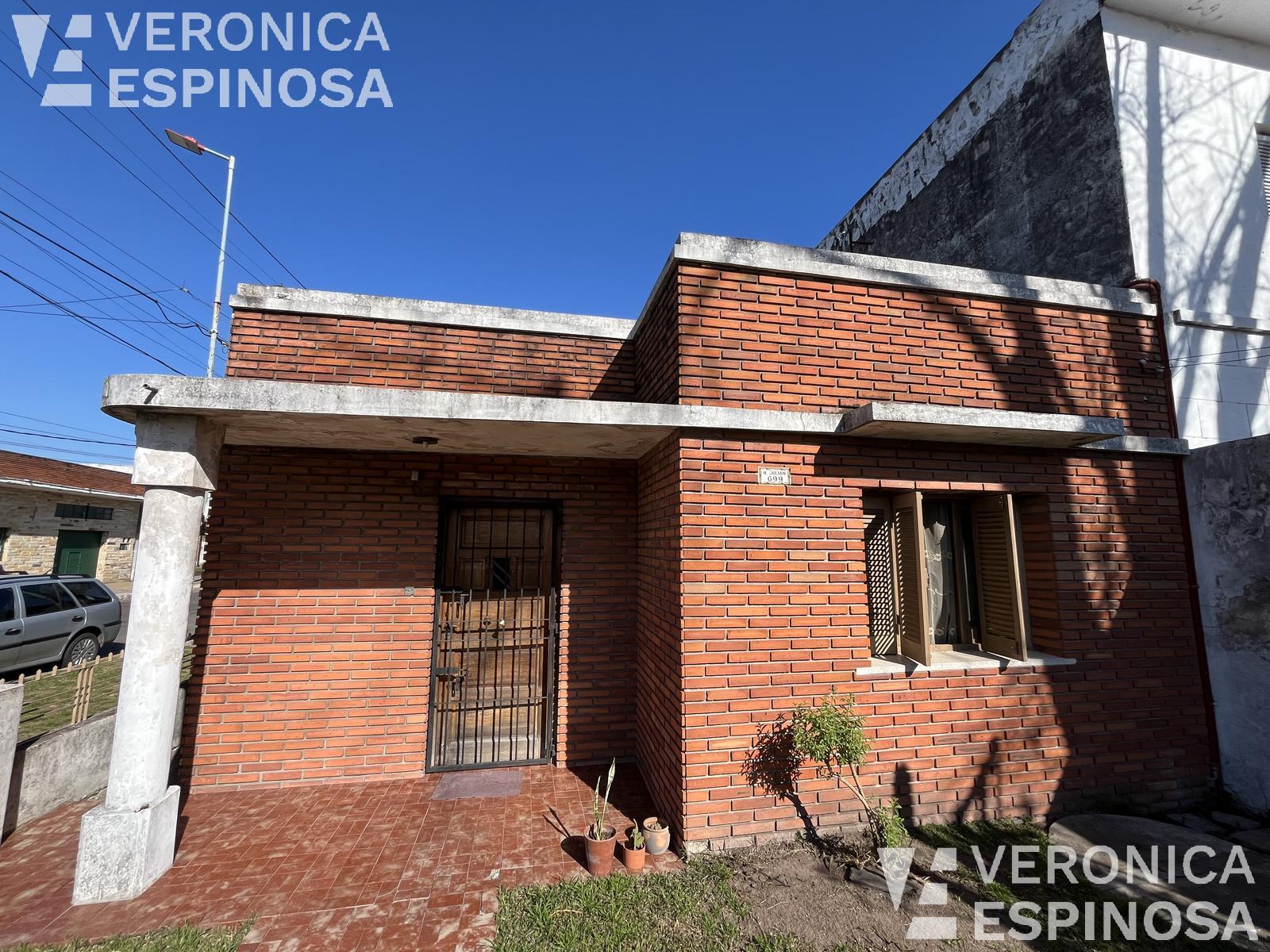 #5458854 | Venta | Casa | Moron Sur (Veronica Espinosa)