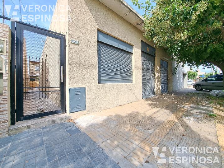 #5458964 | Venta | Local | Villa Luzuriaga (Veronica Espinosa)