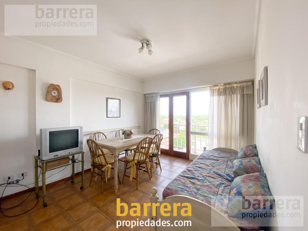 #4830075 | Temporary Rental | Apartment | Playa Grande (Barrera Propiedades)