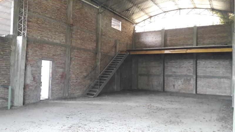 #537648 | Venta | Local | Banfield (JC DONSANTO PROPIEDADES)