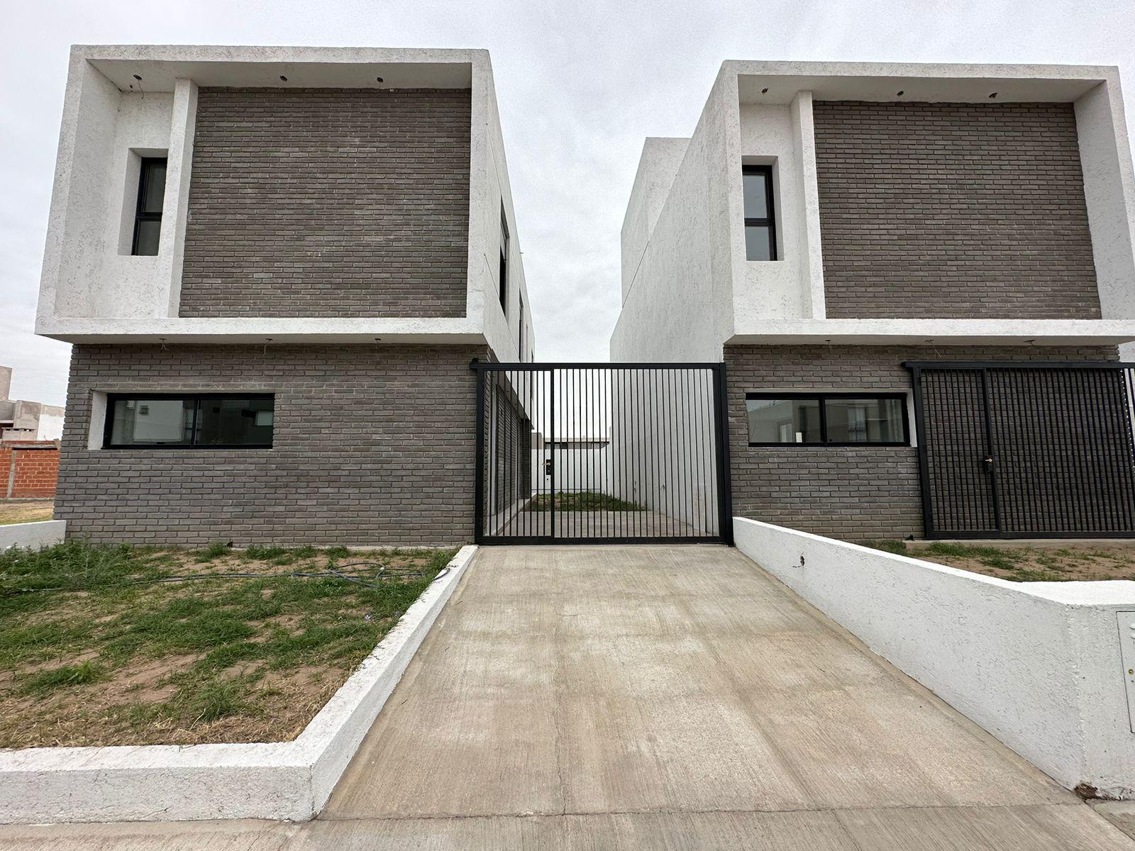 #4672168 | Venta | Casa | San Ignacio (RUÉ Negocios Inmobiliarios)