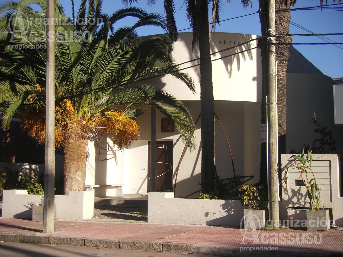 #827414 | Venta | Local | Península (Organización Acassuso - Casa Central)