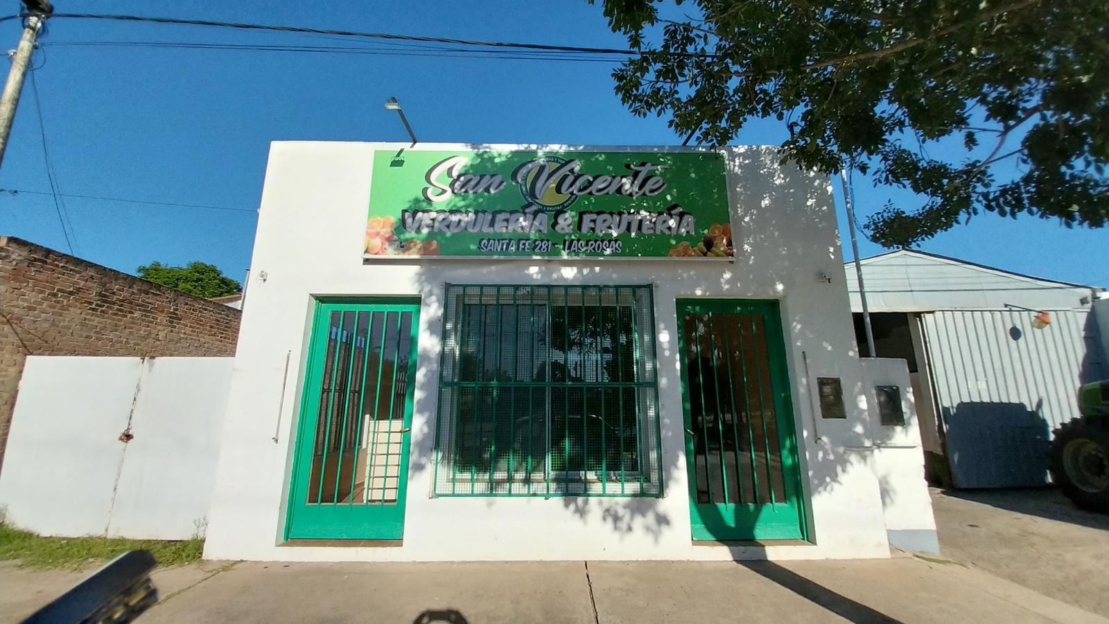 #5032710 | Alquiler | Local | Las Rosas (CC Carlachiani)