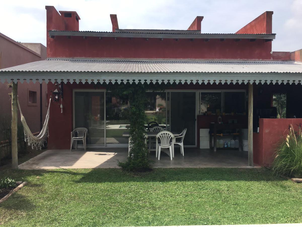 #2389050 | Venta | Casa | Countries y Barrios Cerrados (Lagouarde Propiedades)