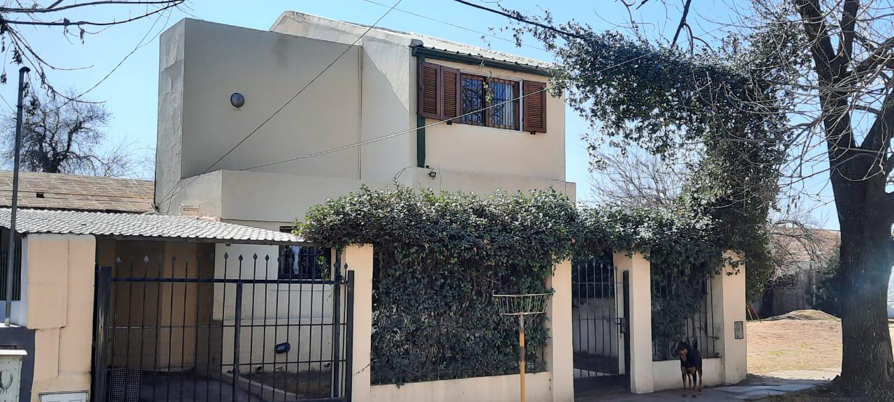 #5119786 | Venta | Casa | Villa Revol (Grupo Tres Bases)