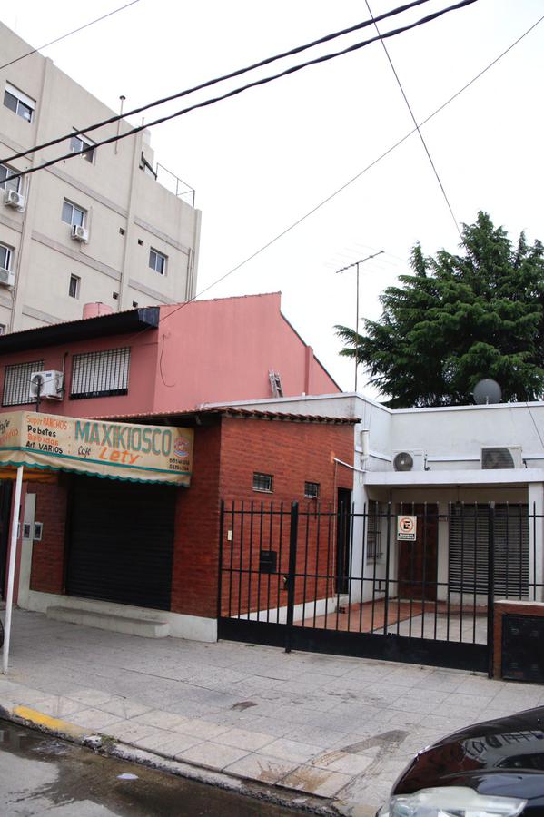 #3208902 | Sale | House | La Matanza (SEBASTIAN PETRELLI ASESORES INMOBILIARIOS)