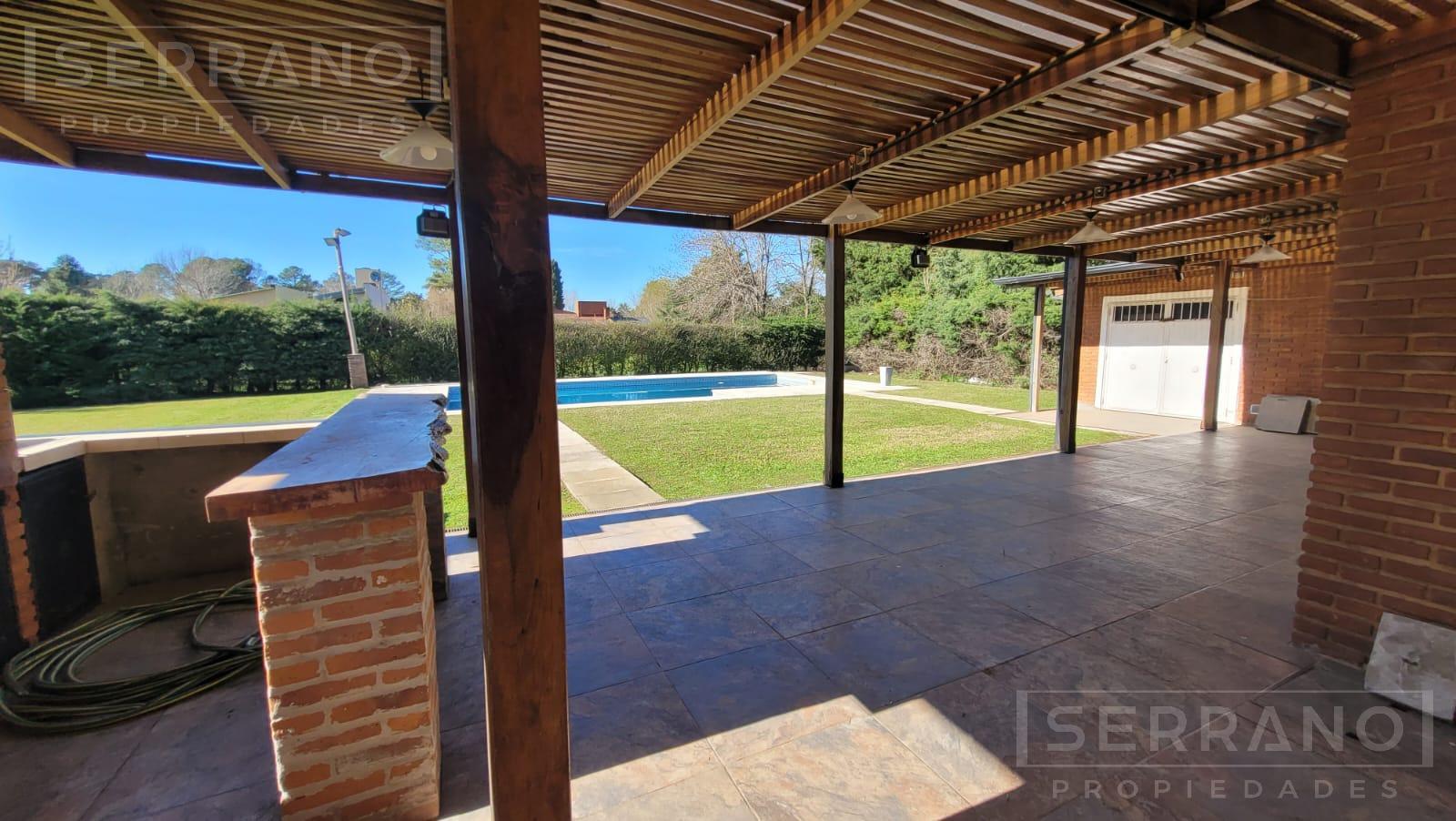 #5489517 | Venta | Casa | Barrio Exaltacion (Serrano Propiedades)