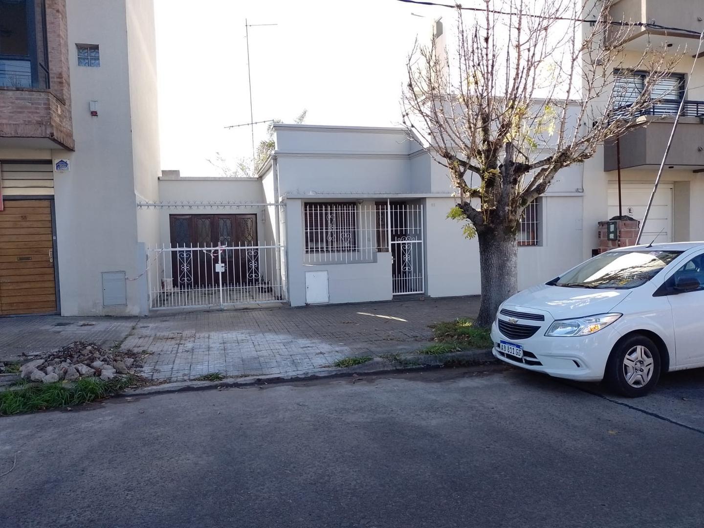 #4382729 | Venta | Casa | La Plata (Estudio Yacoub)