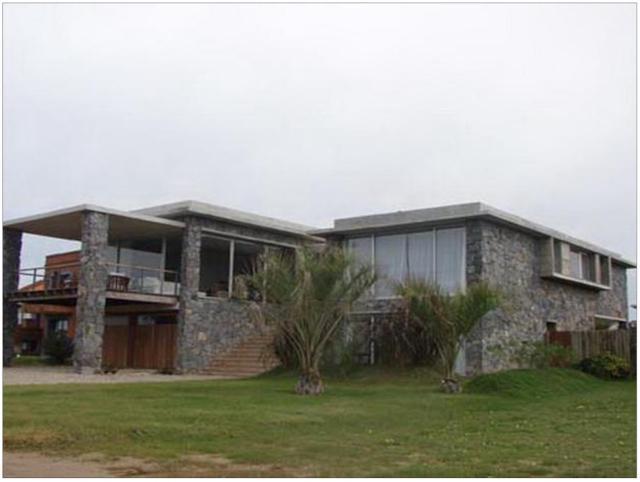 #2410281 | Sale | House | Faro José Ignacio (Kuste House Hunting)