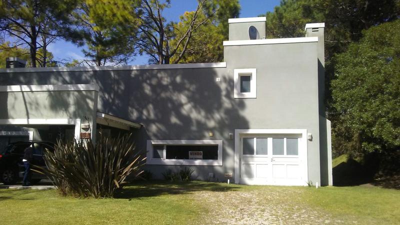 #3792969 | Sale | House | Playa Las Margaritas (MARIA PIA CARRERA PEREYRA)