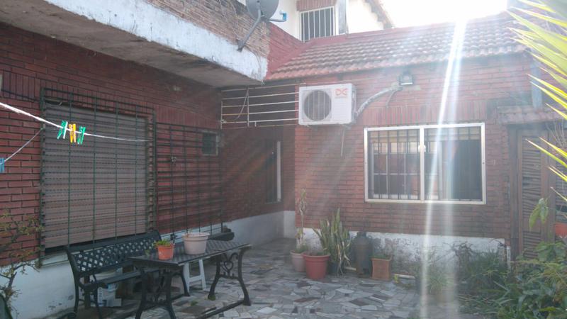 #1509146 | Venta | Casa | Remedios De Escalada (Villar Propiedades)