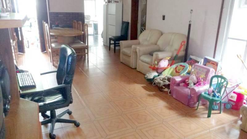 #2484211 | Rental | House | Jockey (Valencia Propiedades)