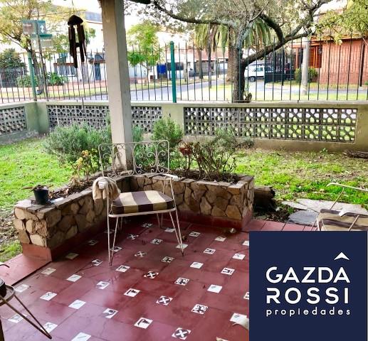 #522316 | Venta | Casa | Adrogue (Gazda Rossi Propiedades)