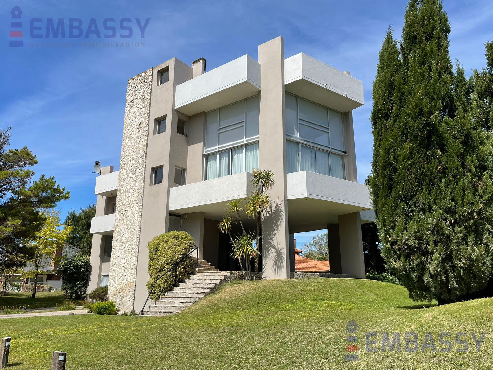 #5394450 | Rental | House | Carilo (Embassy)