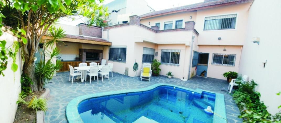 #3474112 | Sale | House | San Fernando (BASSO BIENES RAICES)