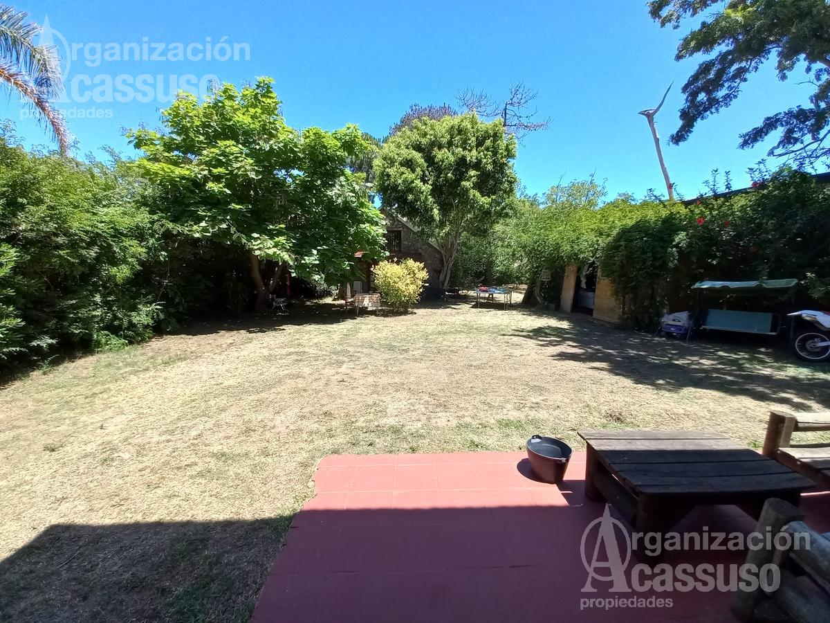 #3542622 | Venta | Casa | Lugano (Organización Acassuso - Casa Central)