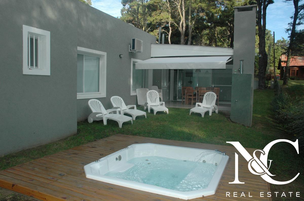 #5076745 | Temporary Rental | House | Valeria Del Mar (Gustavo Nogueira Real Estate)
