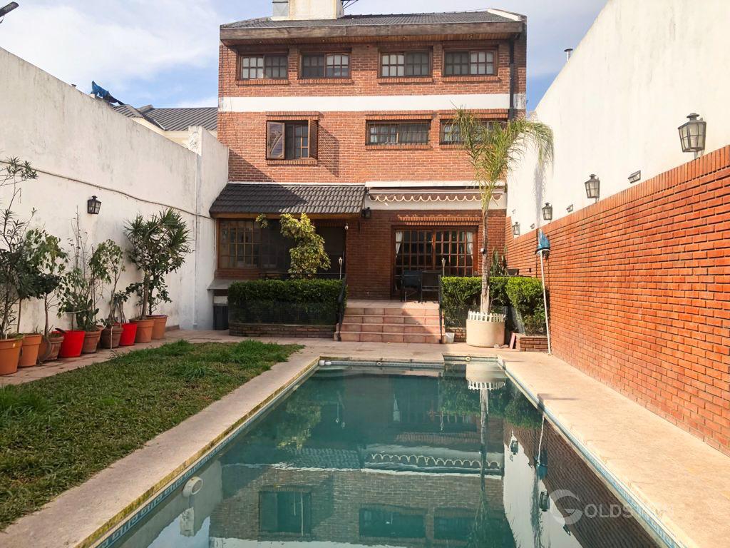 #4504048 | Venta | Casa | Parque Patricios (Goldstein Propiedades)