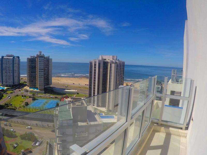 #3237935 | Venta | Departamento | Playa Brava (Emiliano Pedrozo)