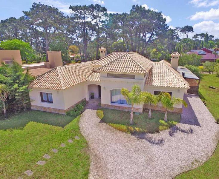 #3238032 | Temporary Rental | House | Punta del Este (Emiliano Pedrozo)