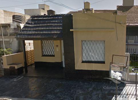 #4062145 | Venta | Casa | Adrogue (Cristian Castiglia Propiedades)