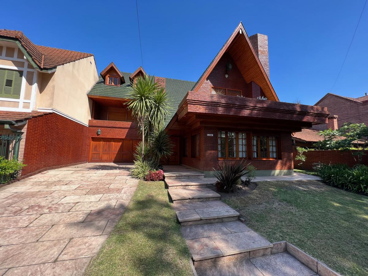 #3228126 | Venta | Casa | Temperley (M Comito)