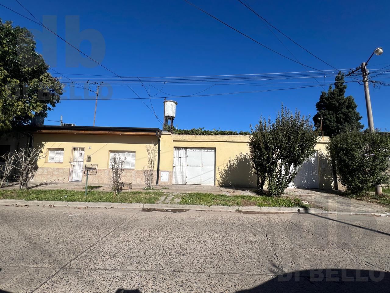 #5025140 | Venta | Casa | Villa Massoni (Di Bello Operaciones Inmobiliarias)