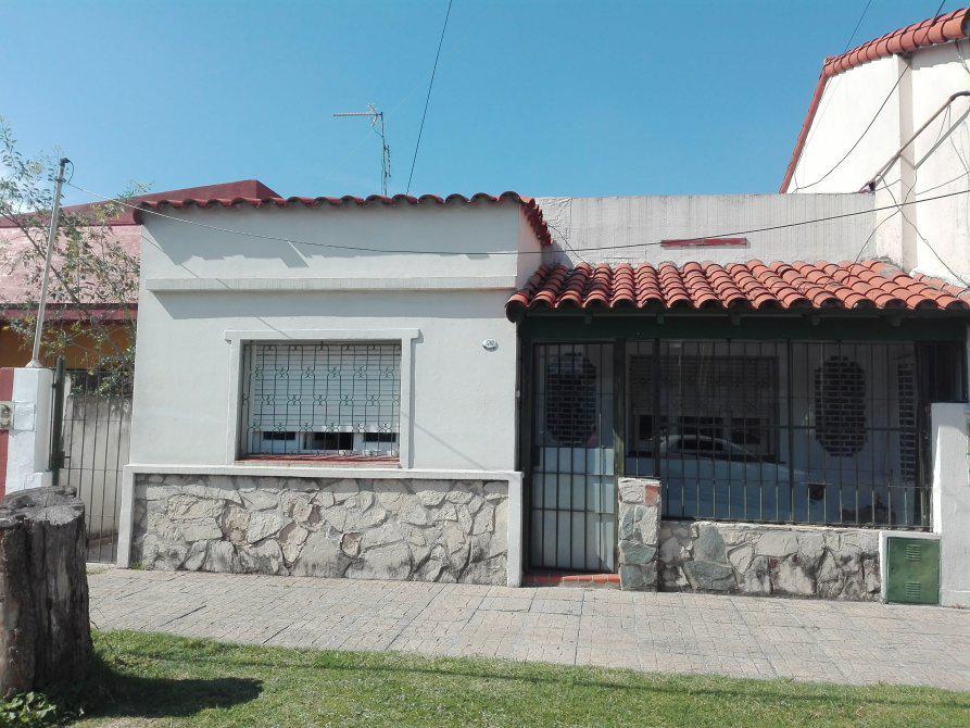 #4820501 | Sale | House | Lomas De Zamora (Fabian Tortello)
