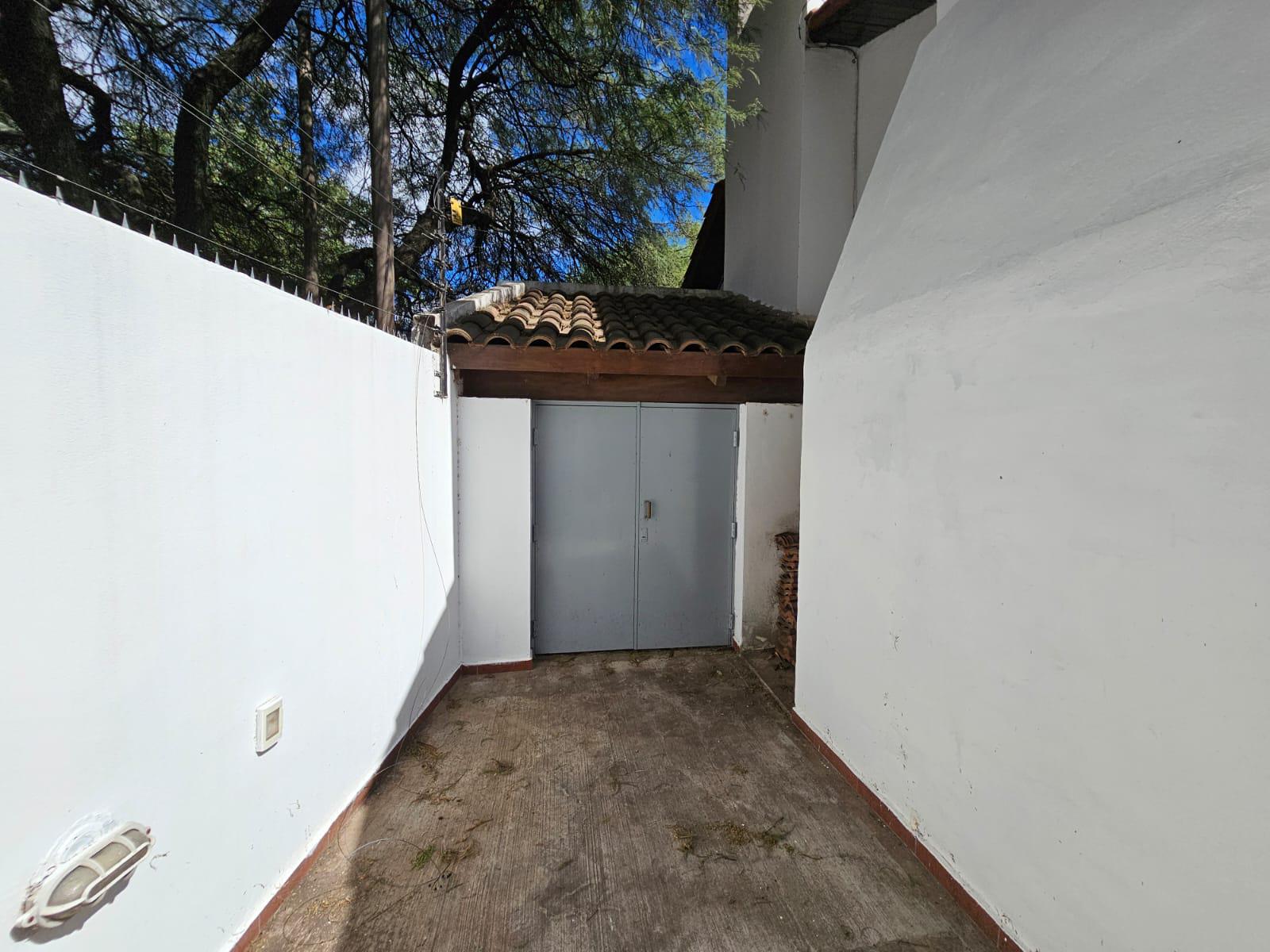 #5018316 | Sale | House | Villa Belgrano (AAGAARD INMOBILIARIA)