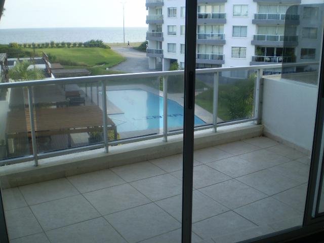 #3238204 | Venta | Departamento | Playa Mansa (Emiliano Pedrozo)