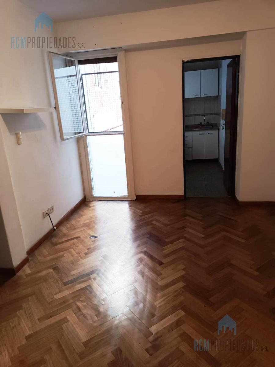 #5188388 | Alquiler | Departamento | Villa del Parque (RCM Propiedades)