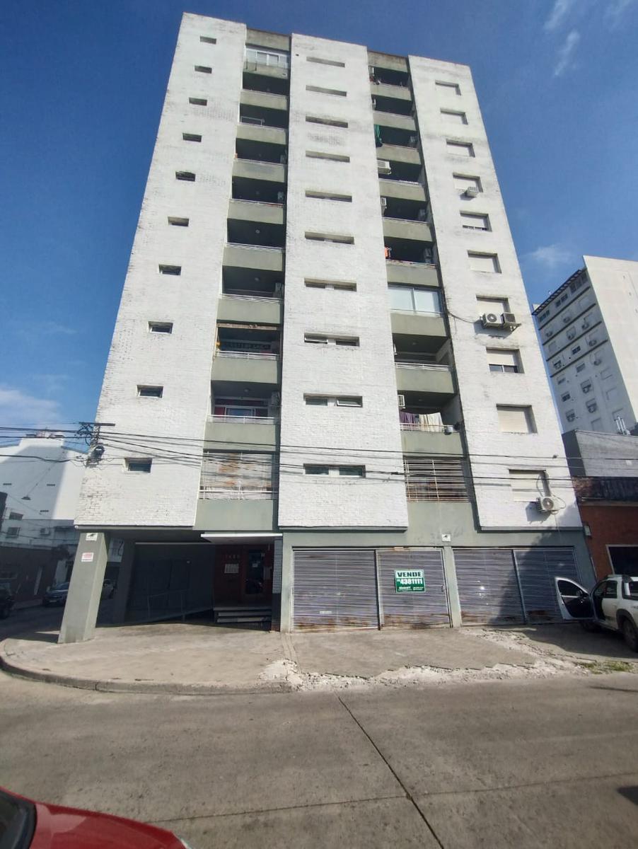 #5018159 | Venta | Cochera | Rosario (Adrian Giaganti Inmobiliaria)