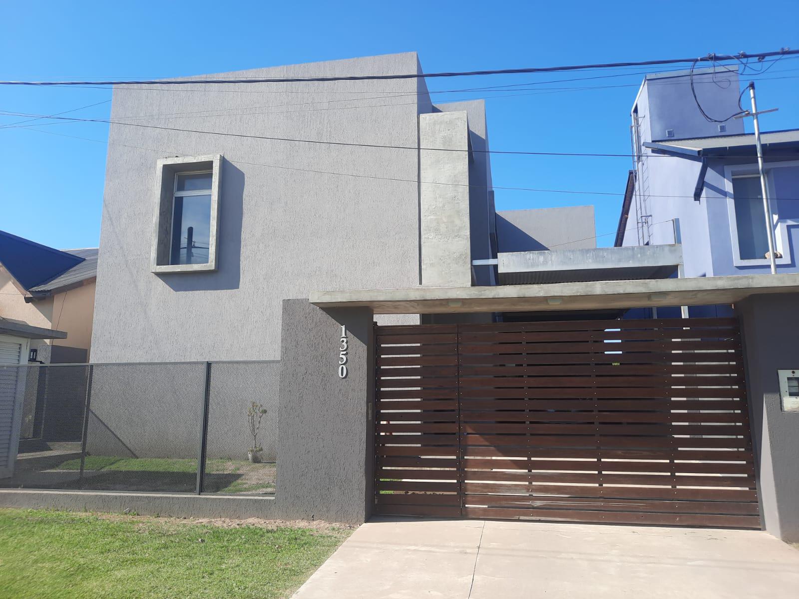 #4908904 | Venta | Casa | Barrio 2 De Abril (Gonzalo Guiñazú - Negocios Inmobiliarios)