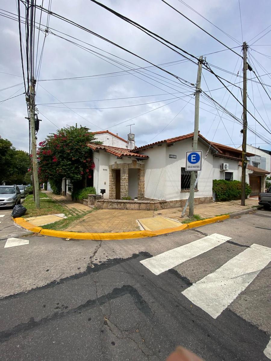 #4971875 | Venta | Casa | La Lucila (Bez Propiedades)