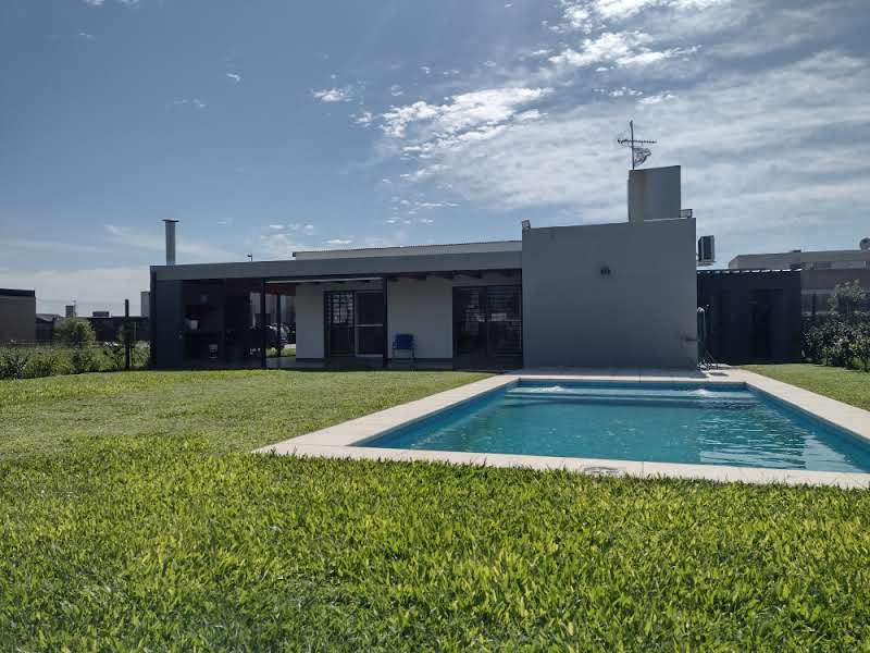 #4845339 | Temporary Rental | House | Villa Don Bosco (Aldea Propiedades)
